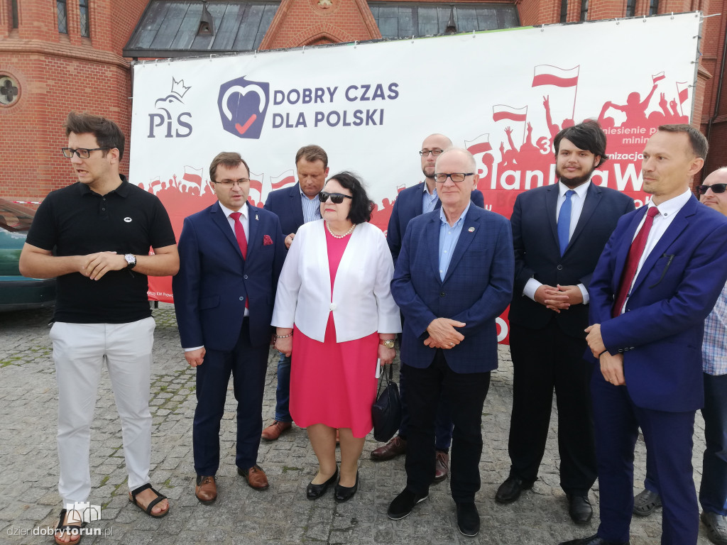 Konferencja prasowa PiS przed wyborami