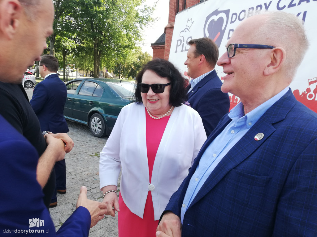 Konferencja prasowa PiS przed wyborami