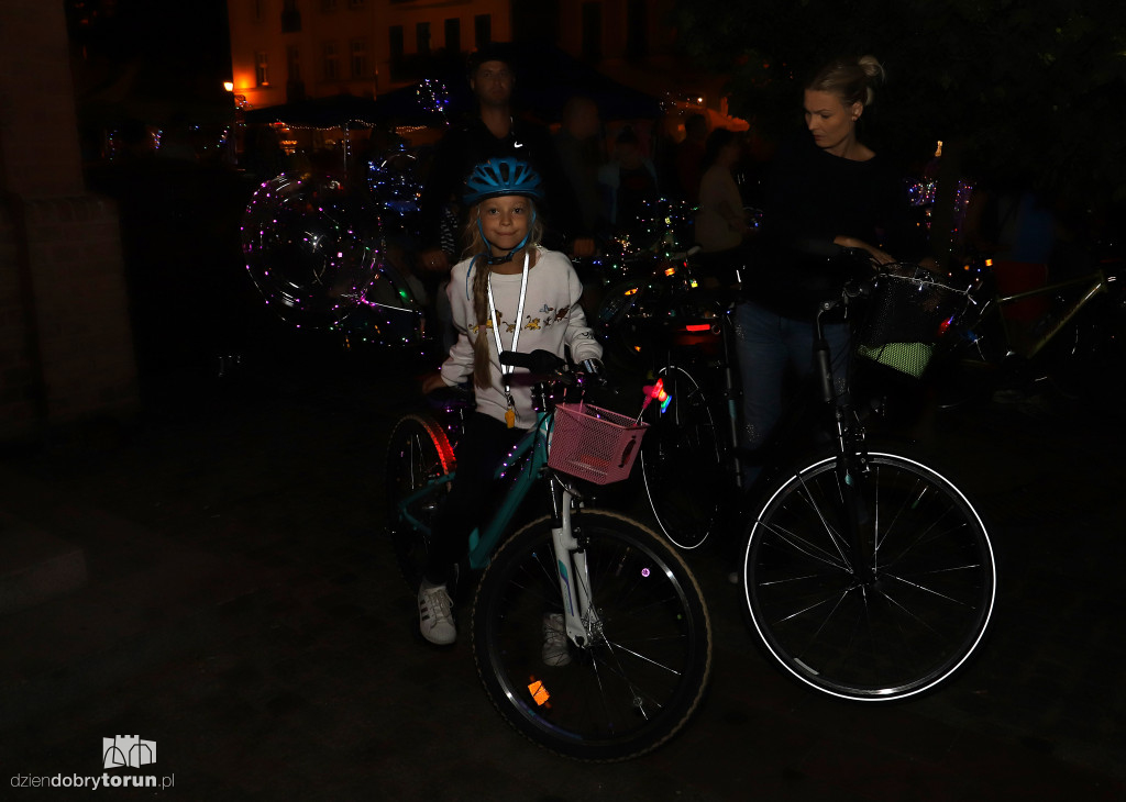 Świetlna rowerowa masa krytyczna