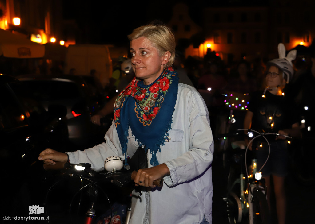 Świetlna rowerowa masa krytyczna