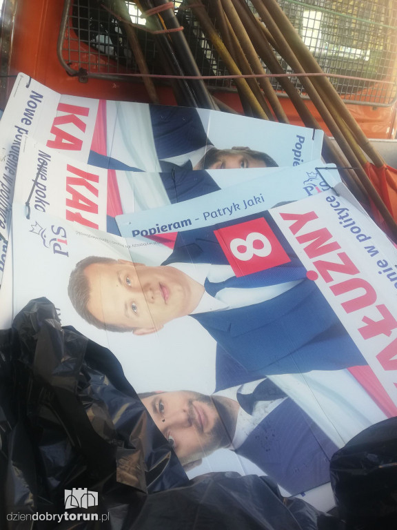 Co się stało z plakatami Mariusza Kałużnego?