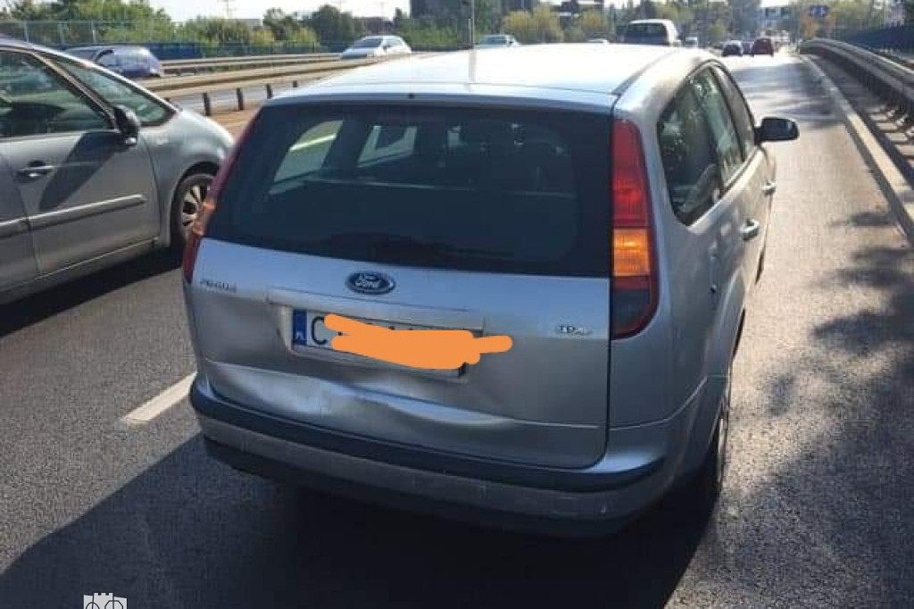 Zderzenie dwóch aut na wiadukcie na Kościuszki