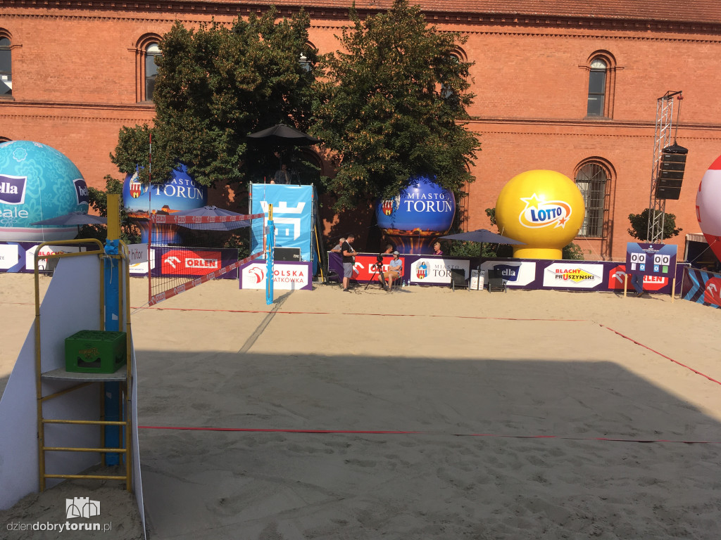 Mecz Gwiazd Plaży Gotyku w Toruniu
