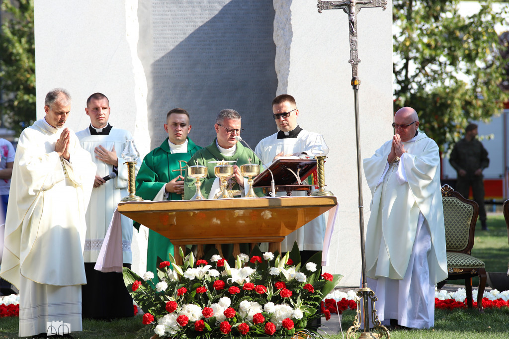 Msza polowa w intencji ofiar II wojny światowej