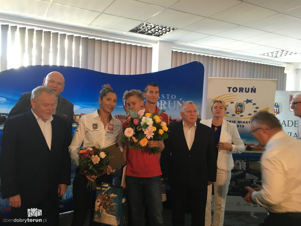 Konferencja prasowa z olimpijczykami