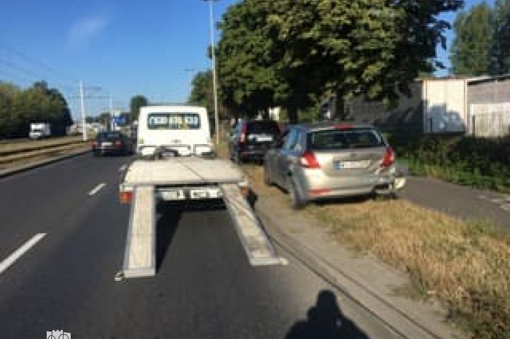Zderzenie aut na Skłodowskiej