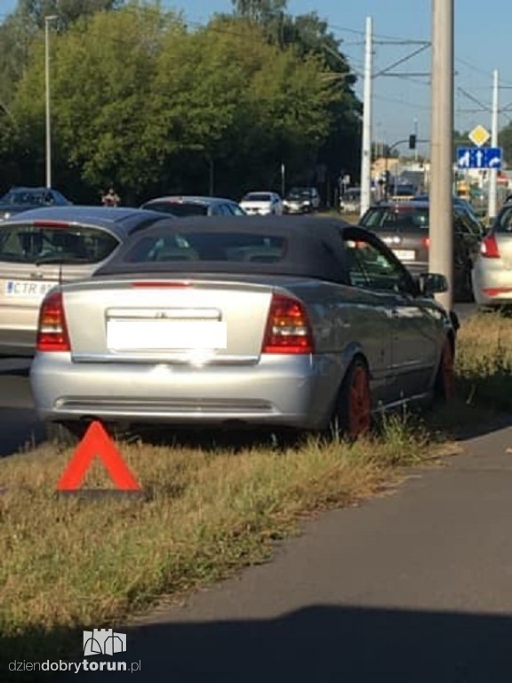 Zderzenie aut na Skłodowskiej