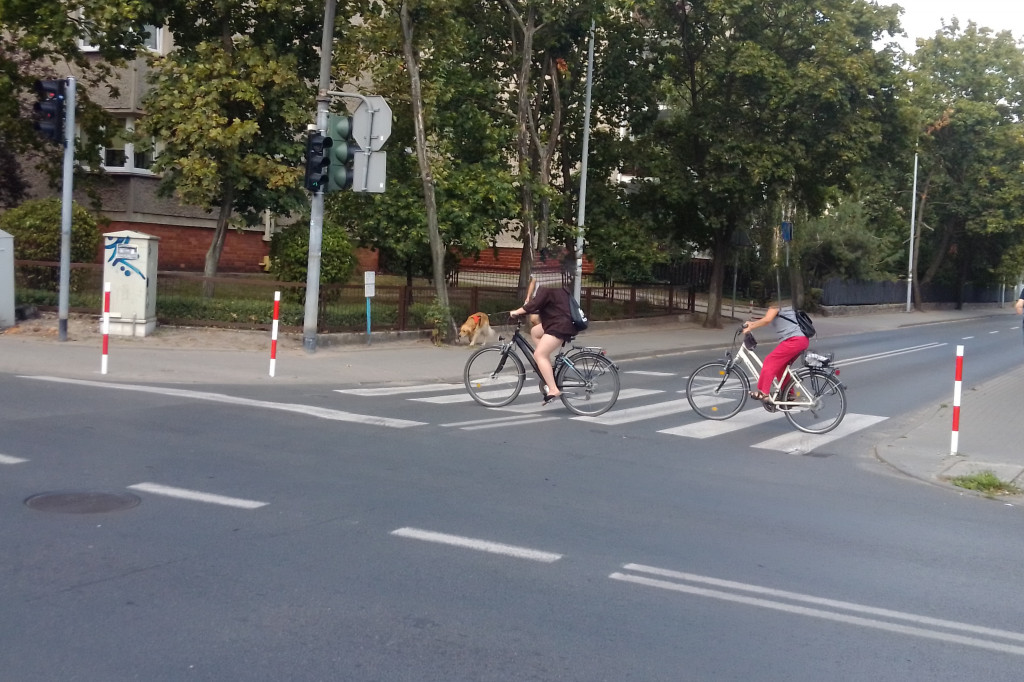 Czytelnik skarży się na rowerzystów