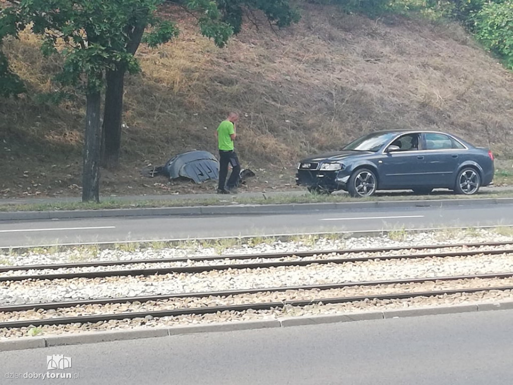 Zdarzenie drogowe na ul. Waryńskiego