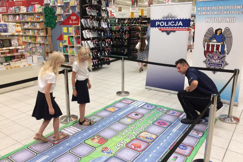 Policjanci edukowali najmłodszych