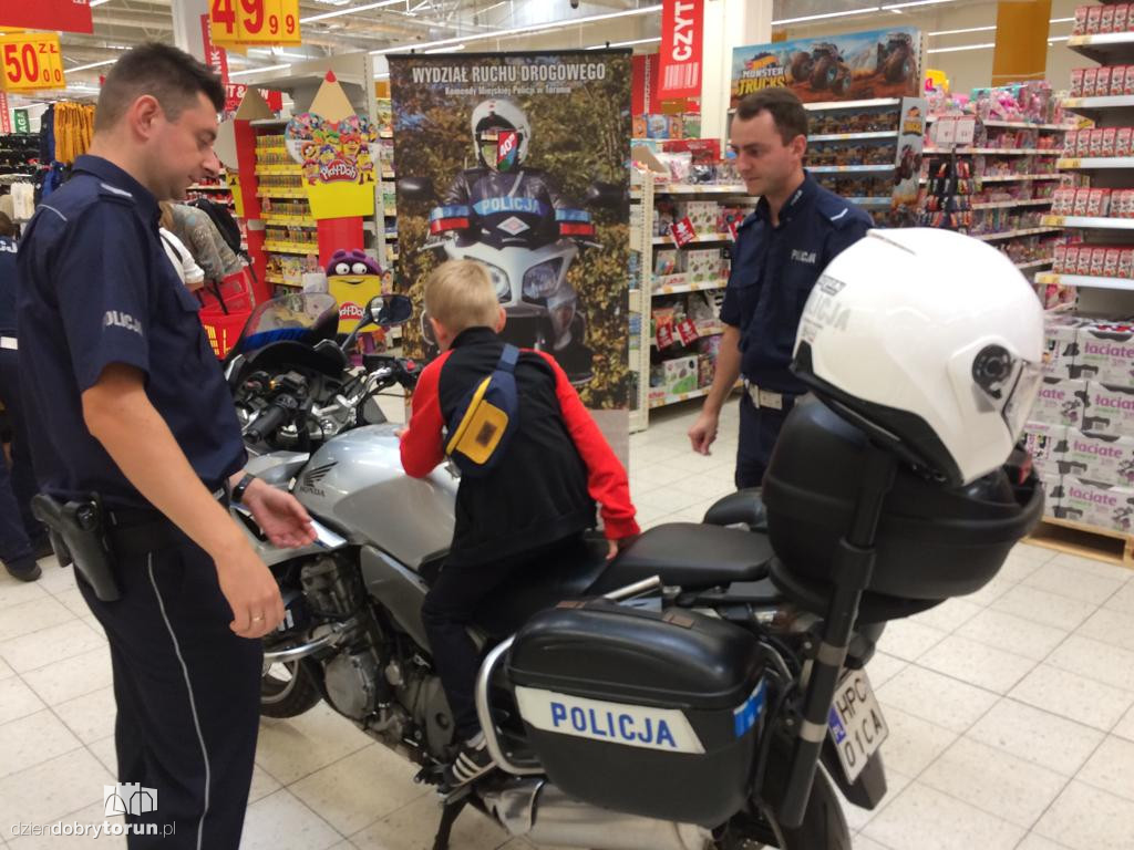Policjanci edukowali najmłodszych