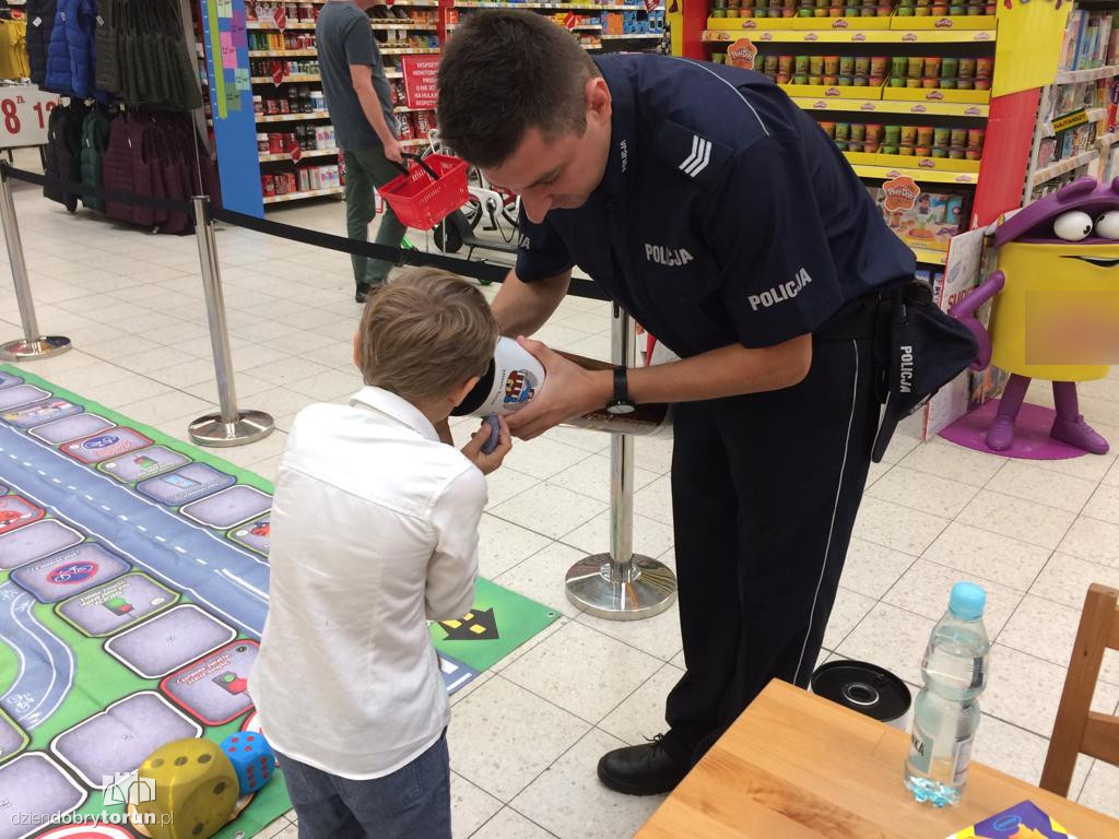Policjanci edukowali najmłodszych