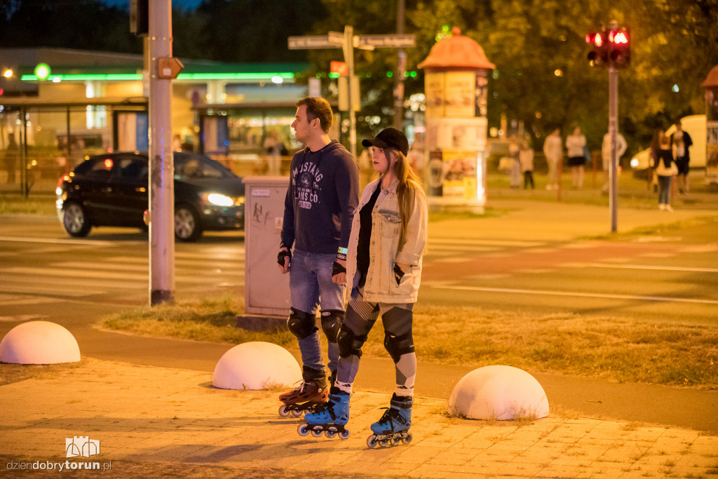 Nightskating koło Toruń Plaza