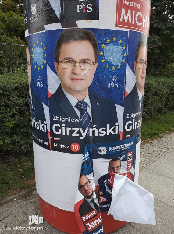 Na potęgę niszczą plakaty Konfederacji