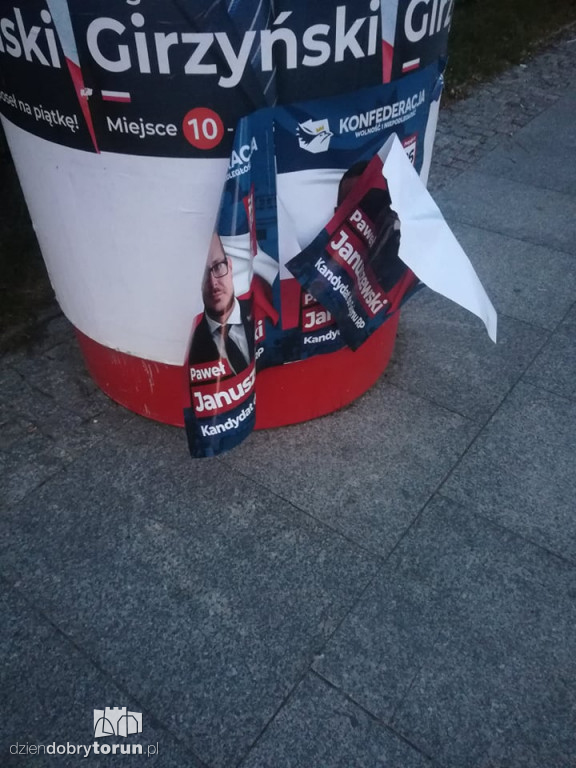 Na potęgę niszczą plakaty Konfederacji