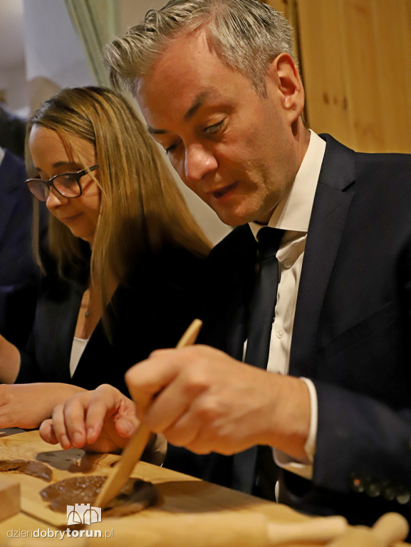 Politycy Lewicy wypiekali pierniki