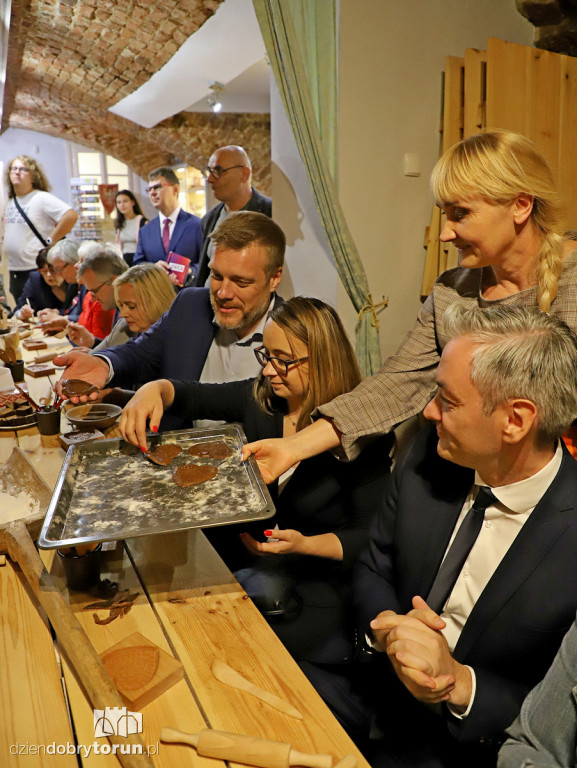 Politycy Lewicy wypiekali pierniki