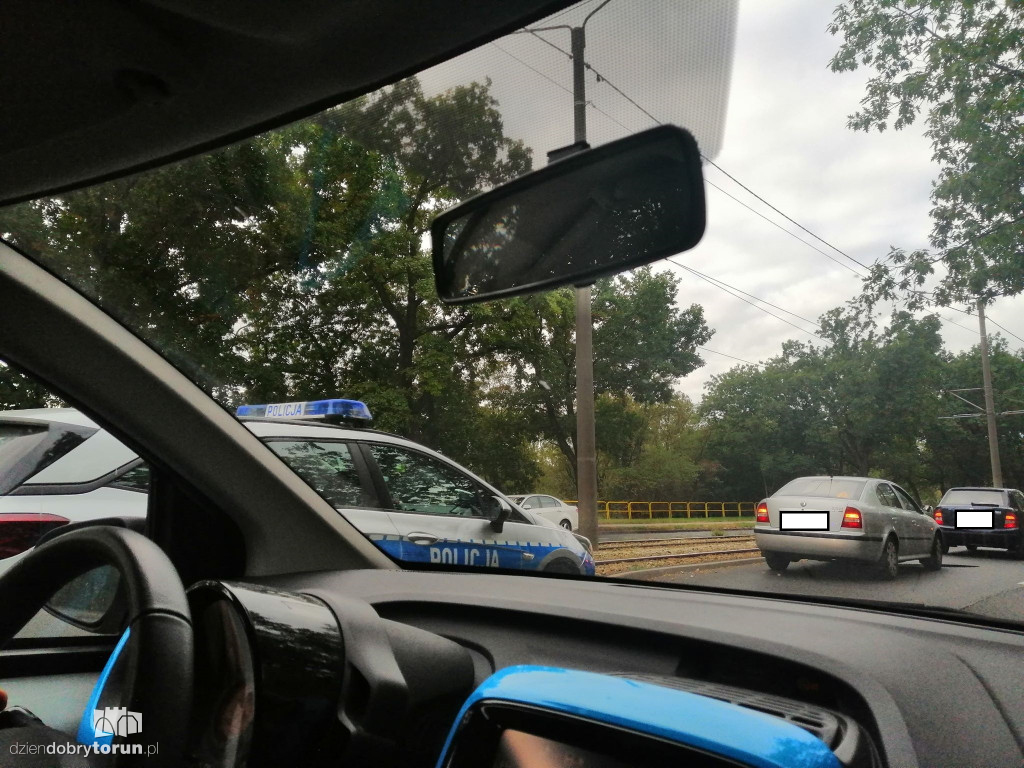 Kolizja przy ul. Traugutta w Toruniu