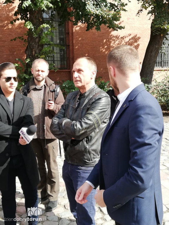 Konferencja Pawła Kukiza w Toruniu