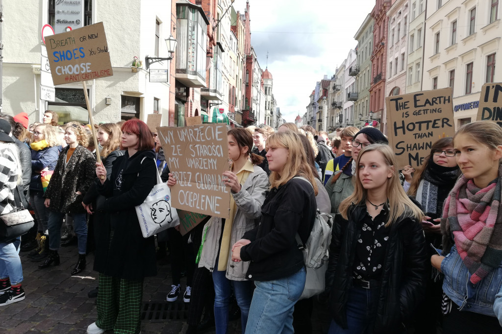 Młodzieżowy strajk klimatyczny w Toruniu