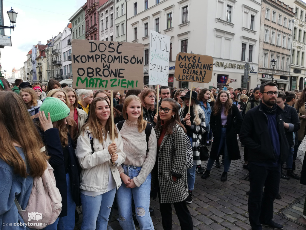 Młodzieżowy strajk klimatyczny w Toruniu
