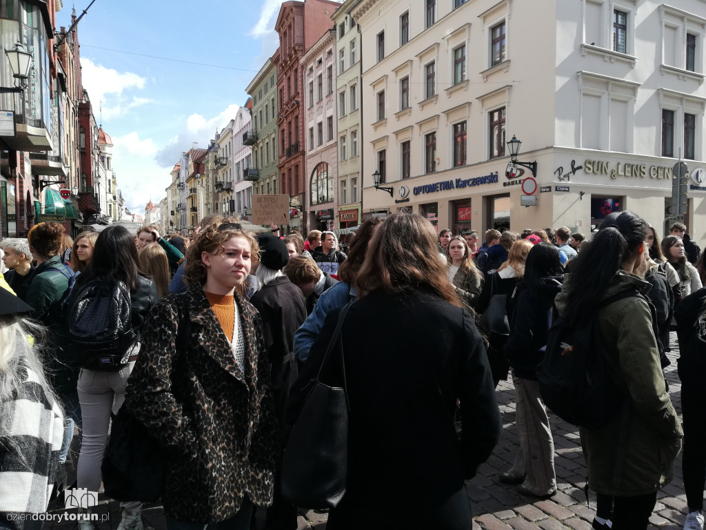 Młodzieżowy strajk klimatyczny w Toruniu