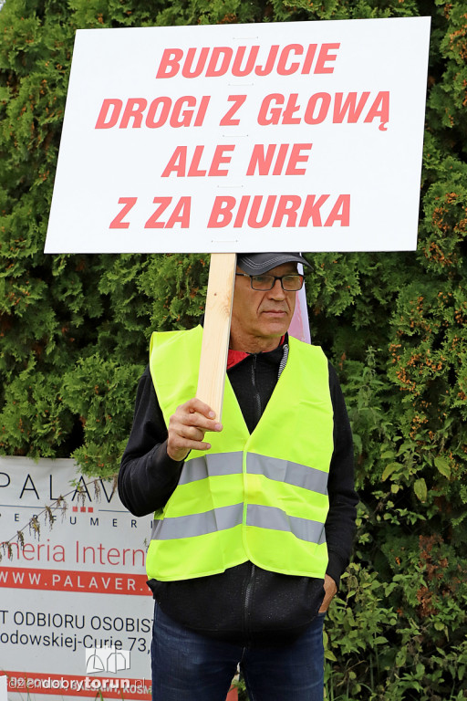 Protest mieszkańców na DK15 w Grębocinie