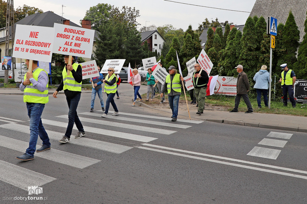 Protest mieszkańców na DK15 w Grębocinie