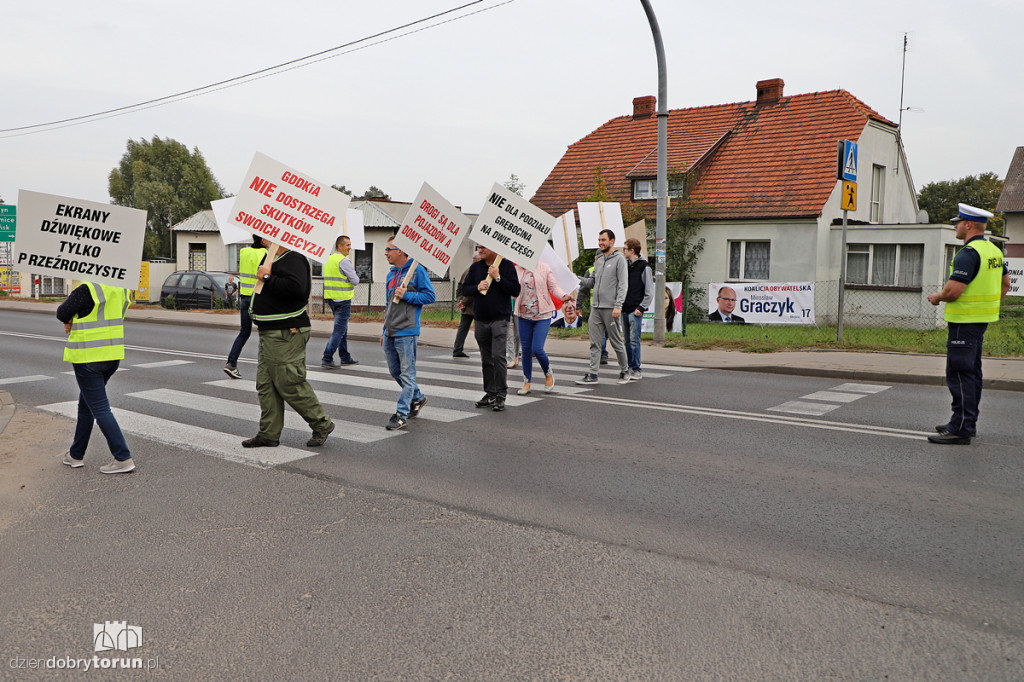 Protest mieszkańców na DK15 w Grębocinie