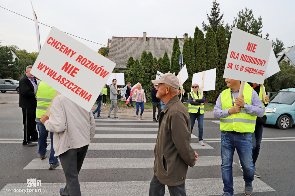 Protest mieszkańców na DK15 w Grębocinie