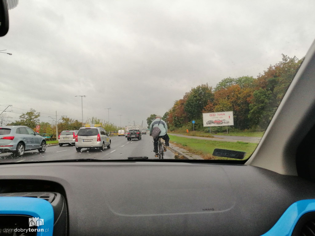 Jechał rowerem po Szosie Lubickiej