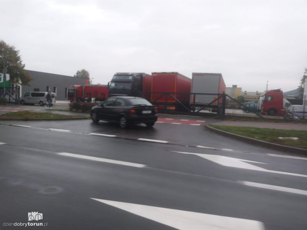 Kolizja trzech aut na Skłodowskiej - Curie