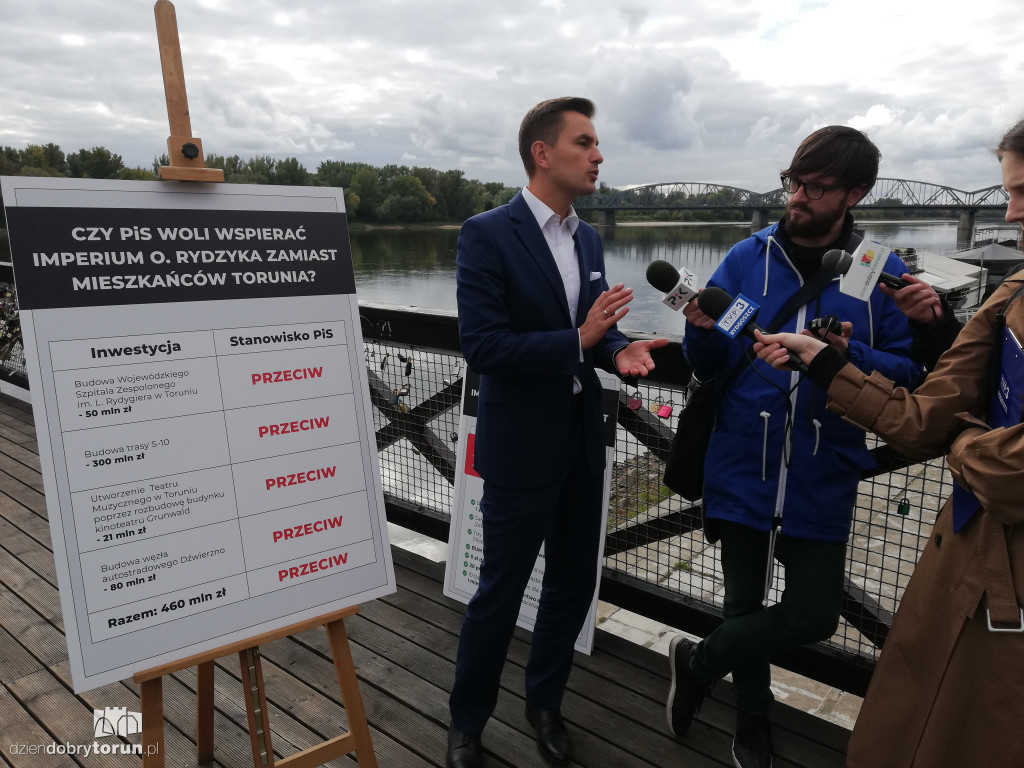 Konferencja prasowa Arkadiusza Myrchy