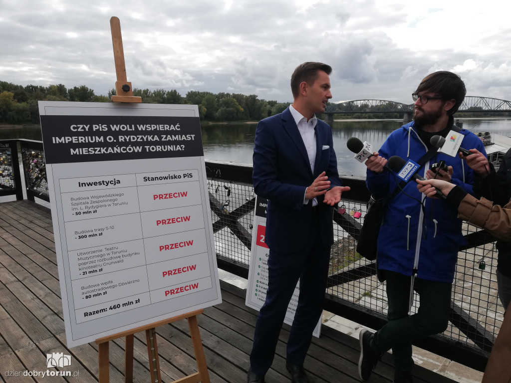 Konferencja prasowa Arkadiusza Myrchy