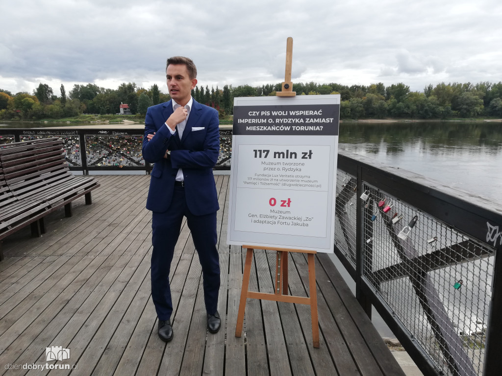 Konferencja prasowa Arkadiusza Myrchy