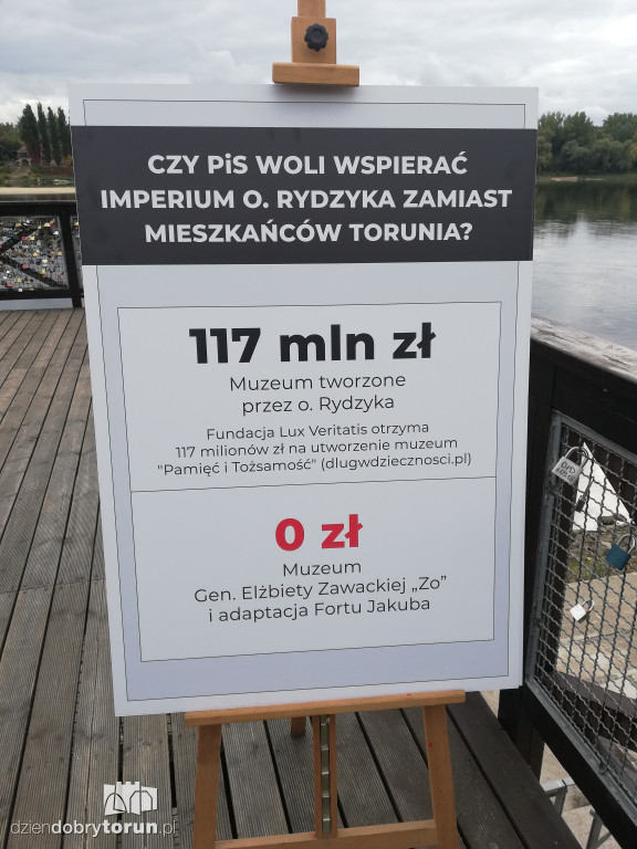Konferencja prasowa Arkadiusza Myrchy