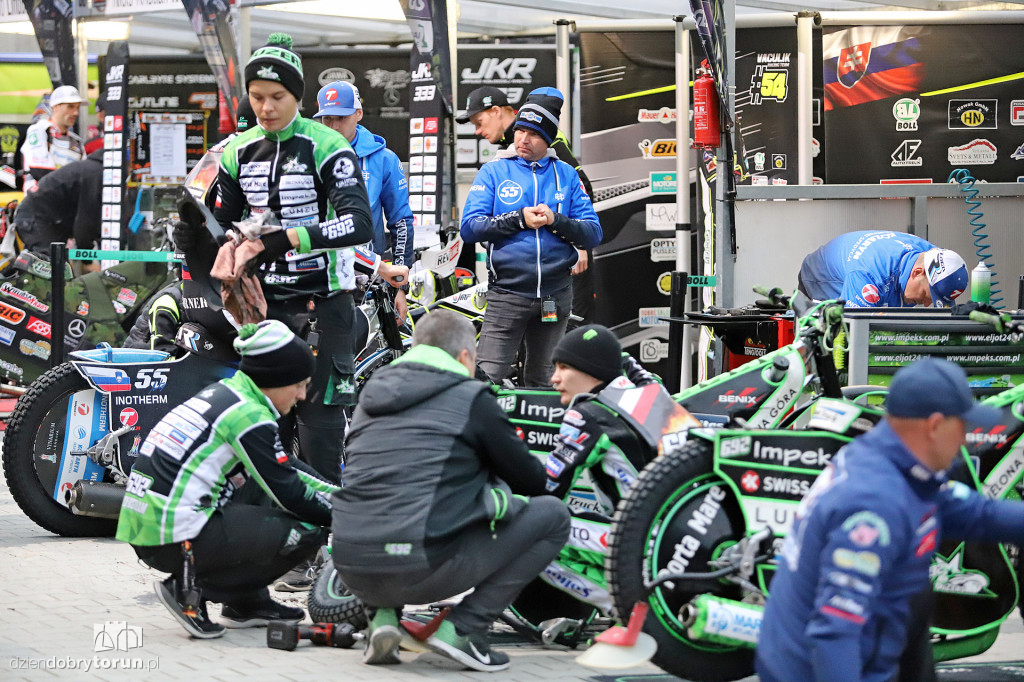 Treningi przed jutrzejszym Speedway GP