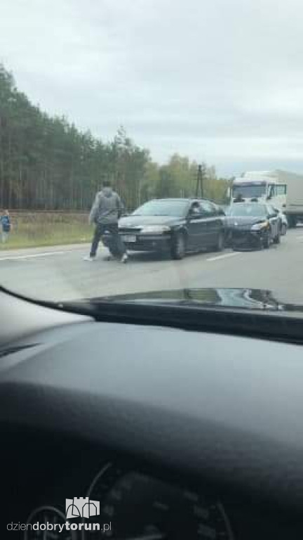 Zderzenie aut w Łysomicach na DK 91