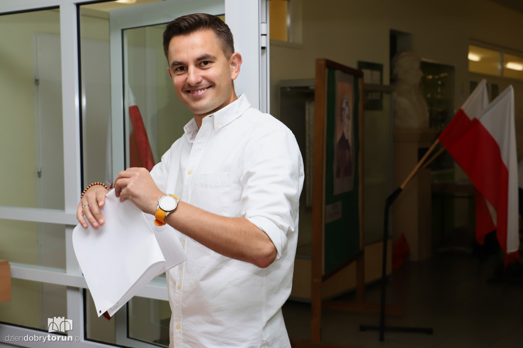Arkadiusz Myrcha oddał swój głos