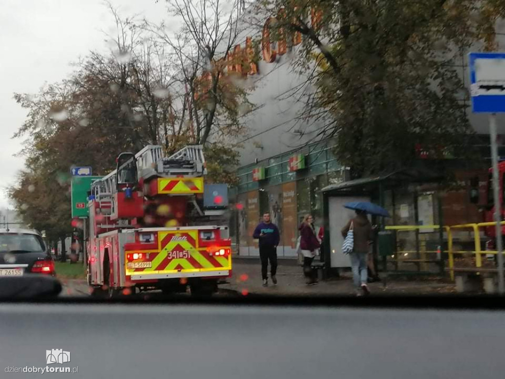 Alarm przeciwpożarowy przy Czerwonej Drodze