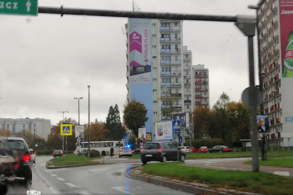 Kolizja aut na placu Niepodległości