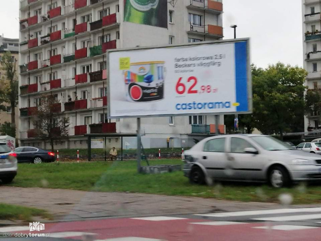 Kolizja aut na placu Niepodległości