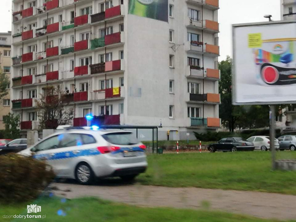 Kolizja aut na placu Niepodległości