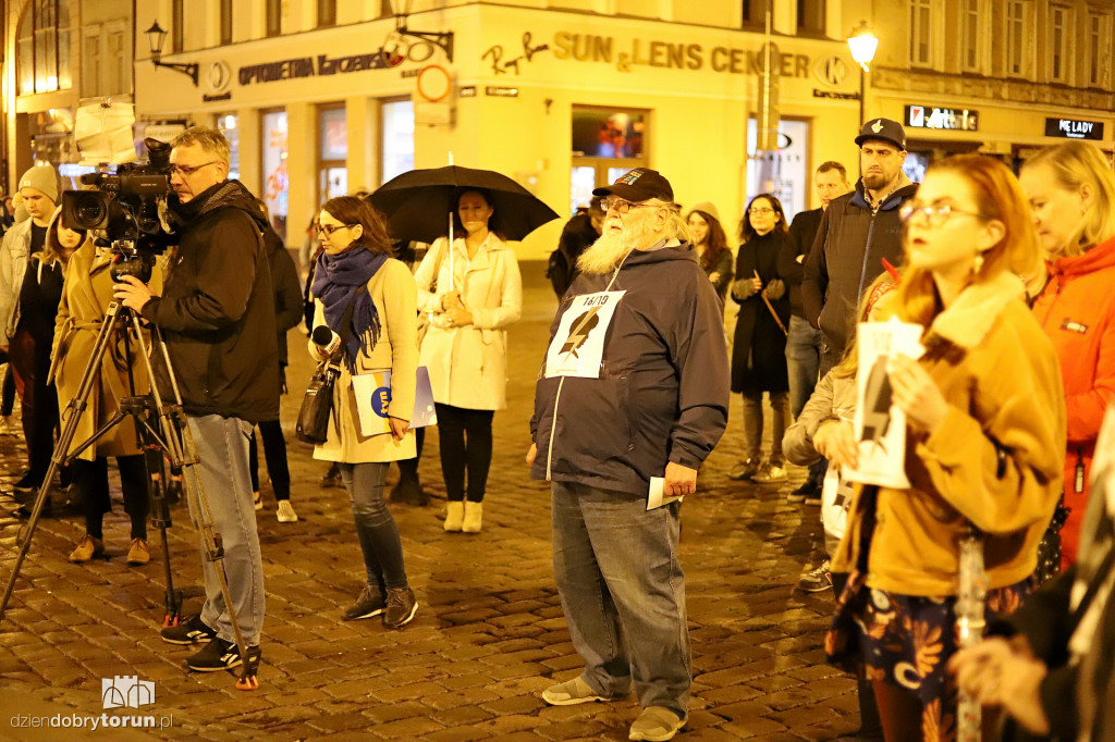 Protest przeciw ustawie edukacji seksualnej