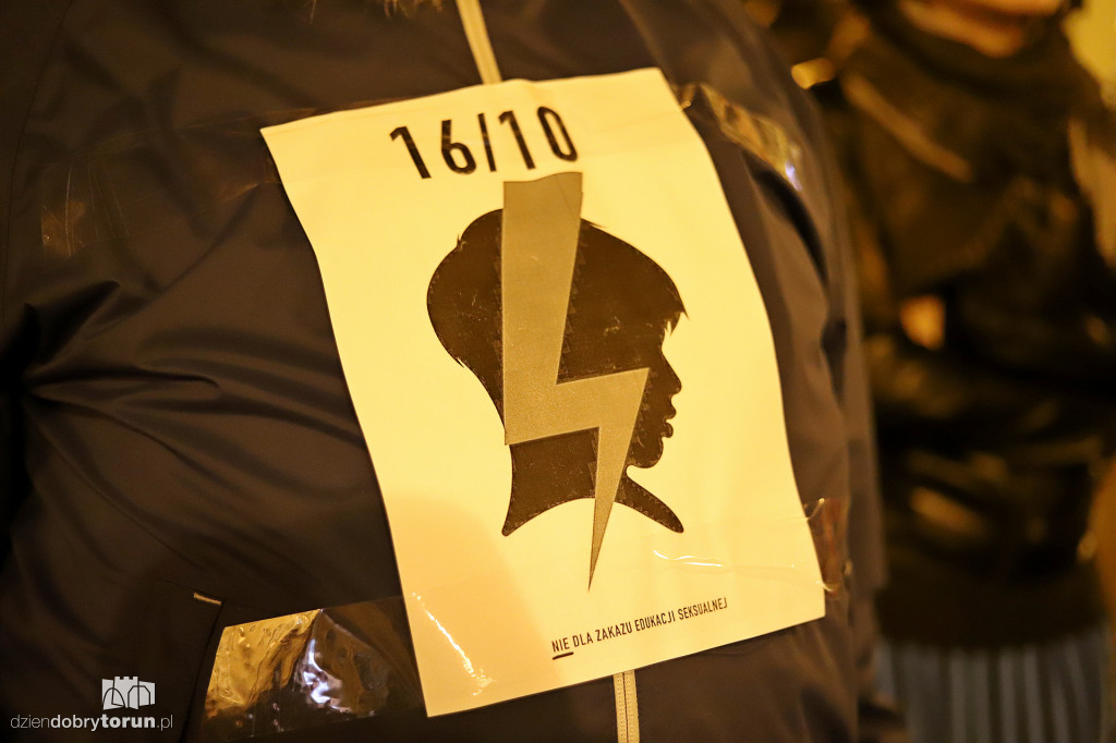 Protest przeciw ustawie edukacji seksualnej