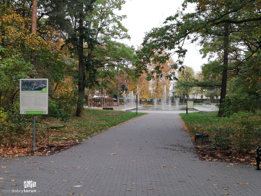 Piękna jesień w parku na Bydgoskim Przedmieściu