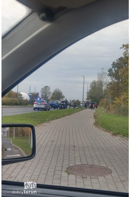 Groźna kolizja przy ul. Broniewskiego