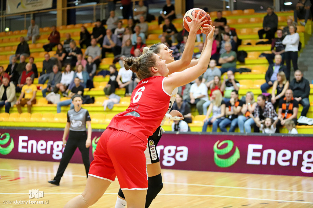 Energa Toruń 58 : 111 Wisła Kraków