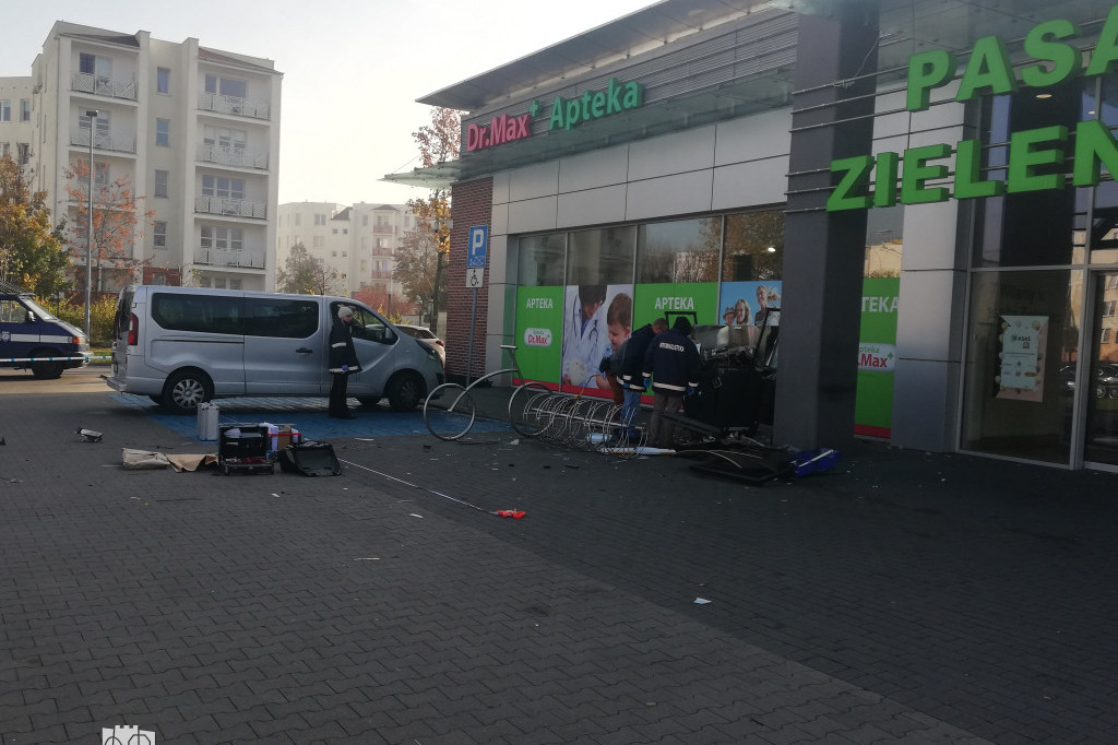 Włamanie do bankomatu przy Zieleńcu