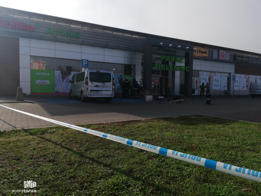 Włamanie do bankomatu przy Zieleńcu
